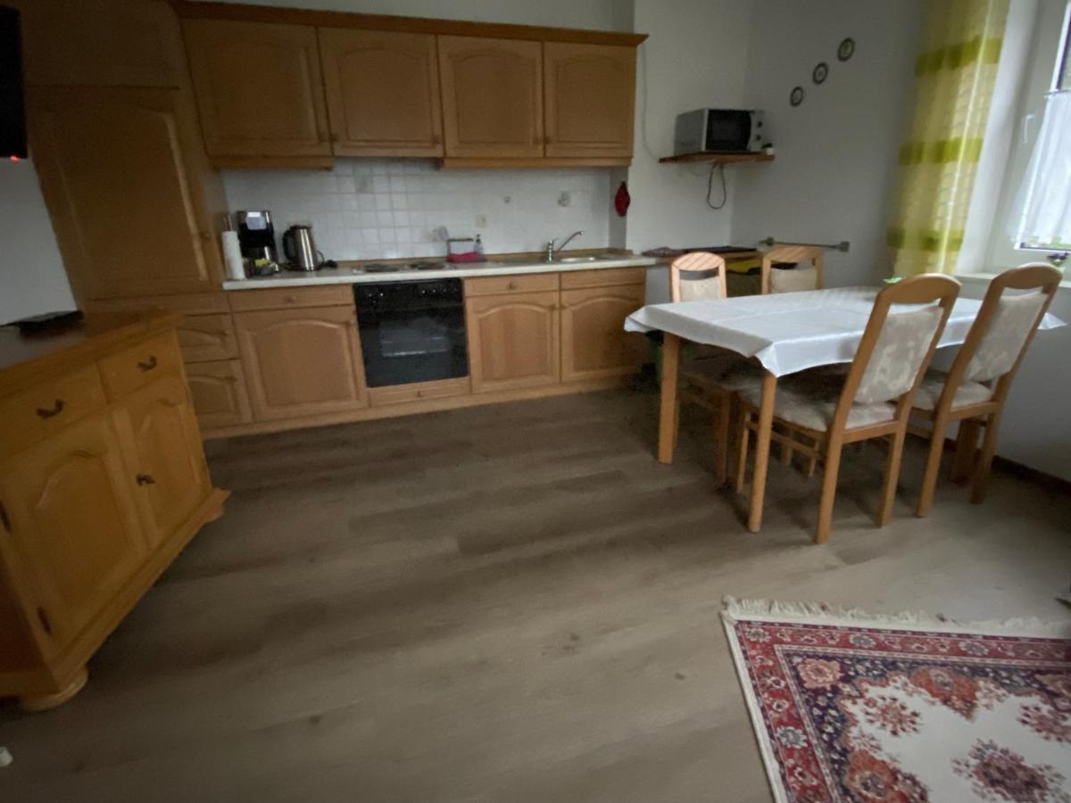 Sabine'S Gaestehaus Übereisenbach エクステリア 写真
