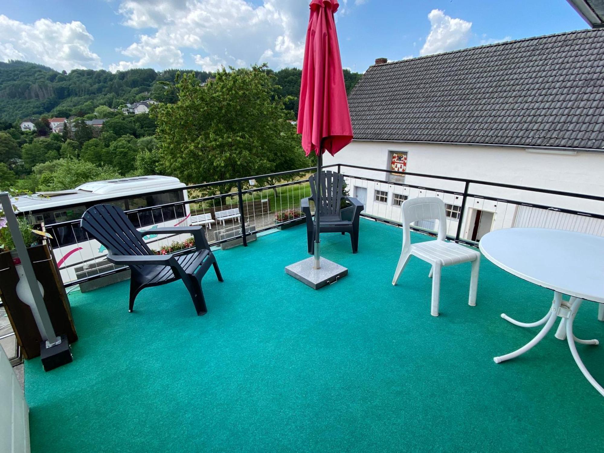 Sabine'S Gaestehaus Übereisenbach エクステリア 写真